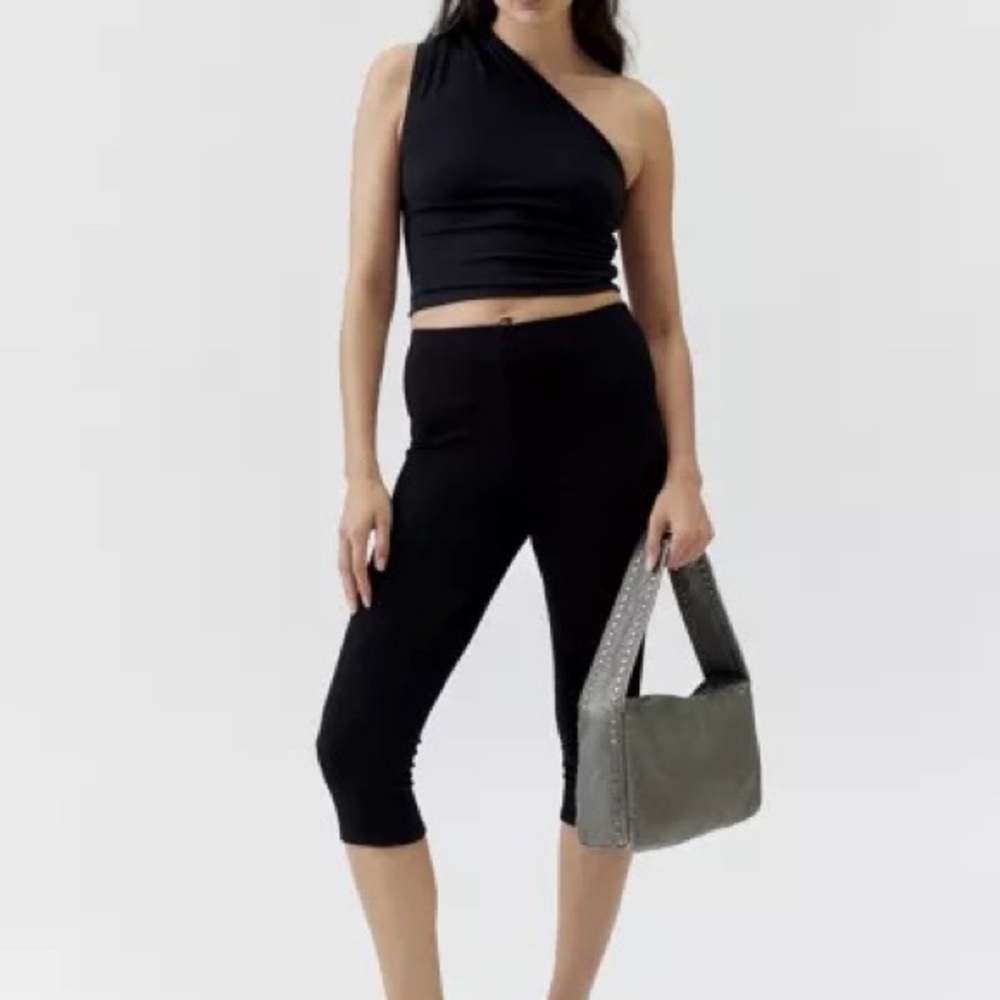 Urban Renewal Remnants Cropped Capri Legging - Size Medium